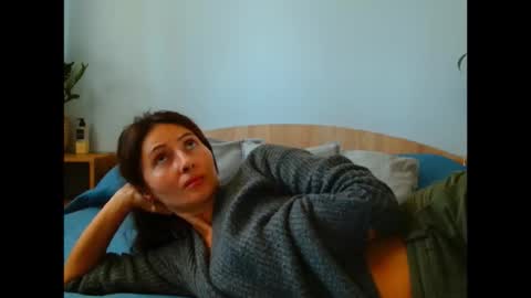 Snapshot of irina9793 chatting on 21, 10, 2025 irina online show from 21, 10, 2025