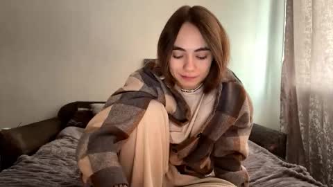 Evie online show from 3, 10, 2025