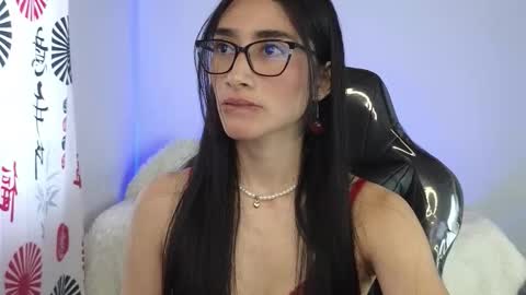 iris  online show from 28, 11, 2025