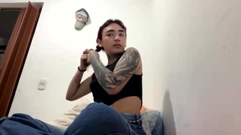 Snapshot of iris_magic_ chatting on 15, 1, 2025 Iris online show from 15, 1, 2025