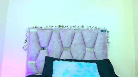 Iris online show from 22, 3, 2026