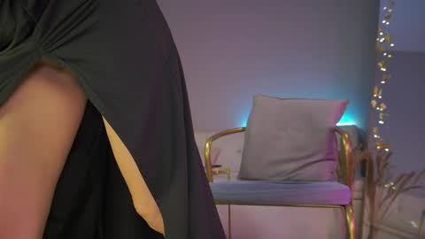 Snapshot of iris_vega chatting on 25, 10, 2025 Iris online show from 25, 10, 2025