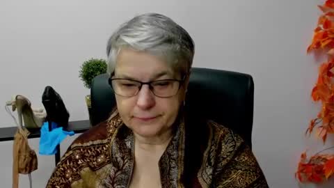 I R I S online show from 22, 1, 2025