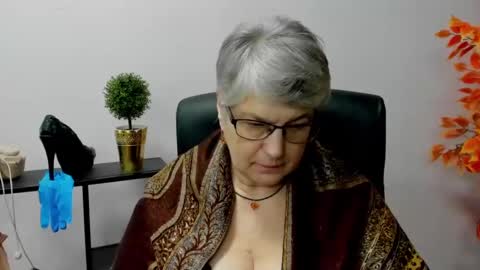 I R I S online show from 30, 1, 2025