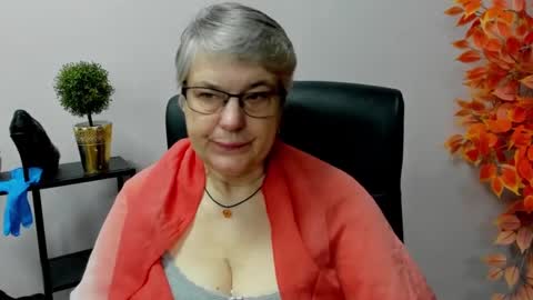 I R I S online show from 6, 2, 2025