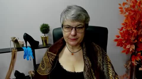 I R I S online show from 13, 2, 2025