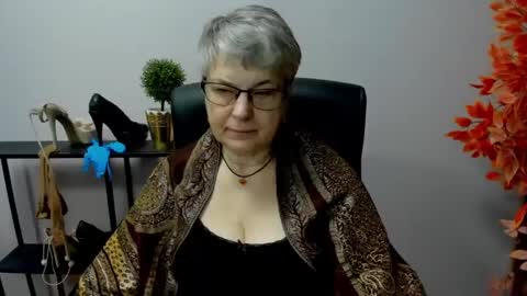 I R I S online show from 24, 2, 2025