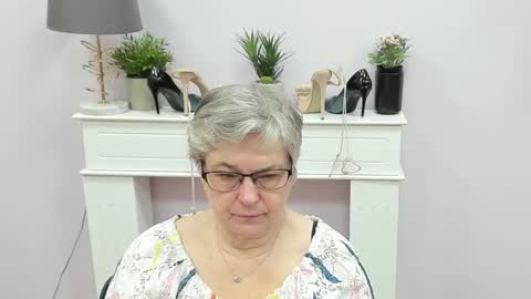 I R I S online show from 9, 2, 2026