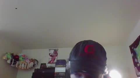 Irishdude2483 online show from 9, 9, 2025