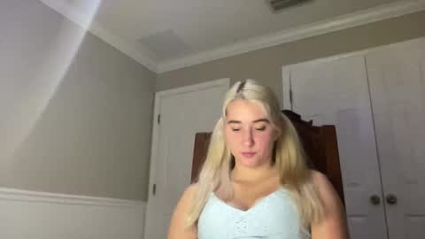 Irispink1 online show from 18, 12, 2025