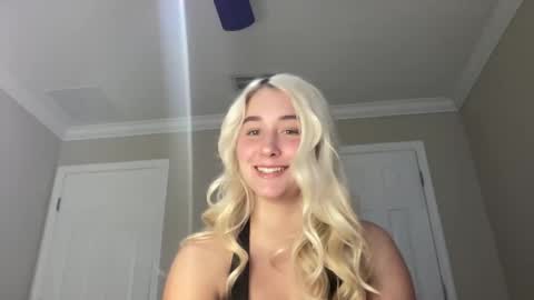 Irispink1 online show from 21, 12, 2025