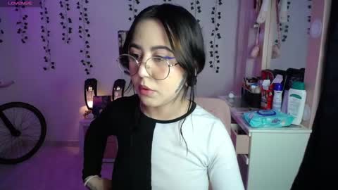 Iris  online show from 27, 11, 2025