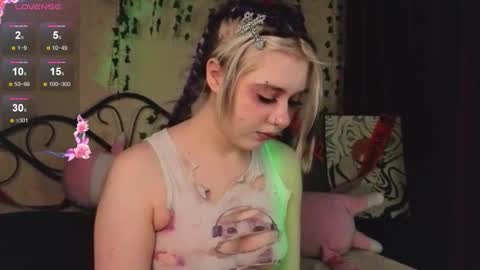 I am Cutie Iris3 online show from 30, 10, 2025