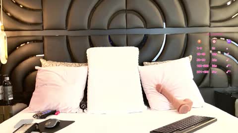 Iris online show from 21, 3, 2026