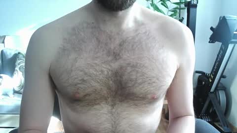 Snapshot of irndke chatting on 26, 10, 2025 Irndke online show from 26, 10, 2025