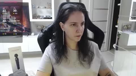 Irwi Tomboy online show from 6, 11, 2025