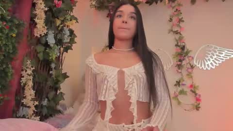 Snapshot of isa_nixon chatting on 19, 9, 2025 Isabella online show from 19, 9, 2025