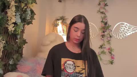 Snapshot of isa_nixon chatting on 22, 9, 2025 Isabella online show from 22, 9, 2025