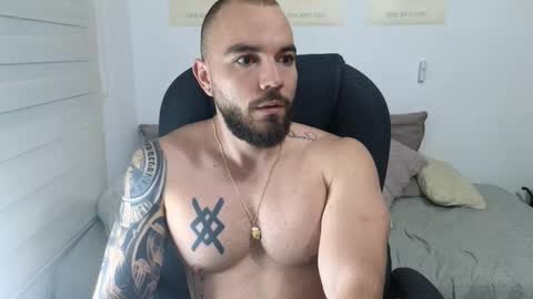 Isaac carter online show from 15, 10, 2025