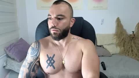 Isaac carter online show from 16, 12, 2025