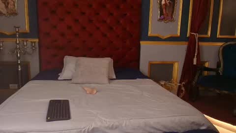 isaac_grimm online show from 17, 12, 2025