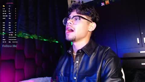 Snapshot of isaac_saenz chatting on 17, 12, 2024 Isaac Saenz. online show from 17, 12, 2024