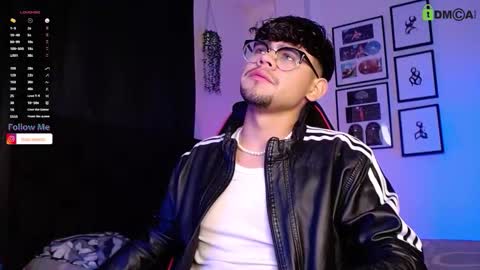 Snapshot of isaac_saenz chatting on 18, 11, 2025 Isaac Saenz. online show from 18, 11, 2025