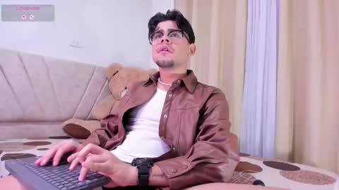 Isaac Saenz. online show from 3, 2, 2026