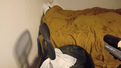 isaac online show from 21, 12, 2025