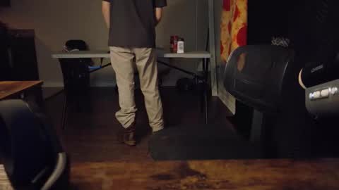 Snapshot of isaac_sheffield chatting on 3, 3, 2026 isaac online show from 3, 3, 2026