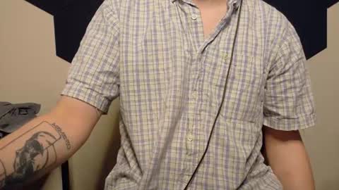 Snapshot of isaac_sheffield chatting on 16, 3, 2026 isaac online show from 16, 3, 2026