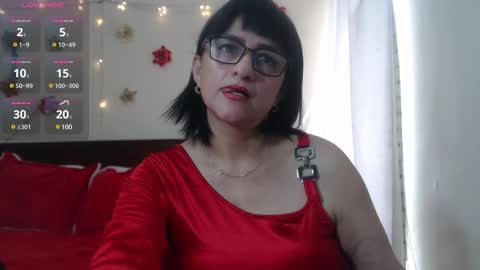 Isabeel Sofia online show from 8, 3, 2025