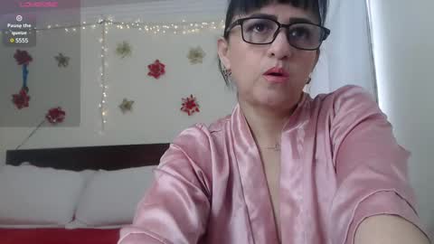 Isabeel Sofia online show from 9, 3, 2025