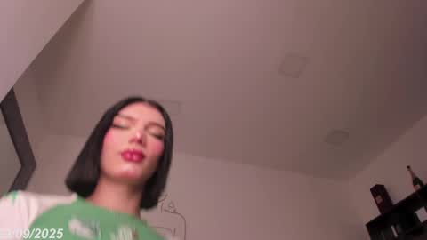 Isabel online show from 23, 9, 2025