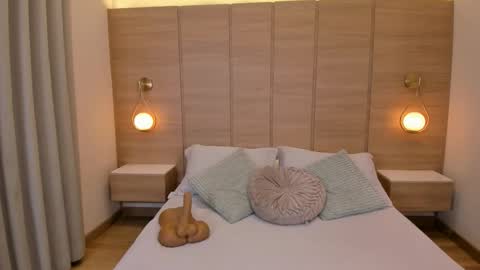 Isa online show from 6, 11, 2025