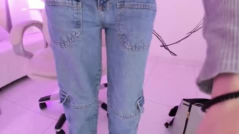 Snapshot of isabela_fiorelli chatting on 3, 11, 2025 isabela_fiorelli online show from 3, 11, 2025