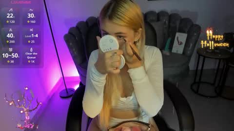 isabela romano online show from 15, 10, 2025