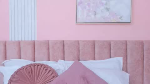 Snapshot of isabelaclark_ chatting on 1, 12, 2025 Isabela online show from 1, 12, 2025