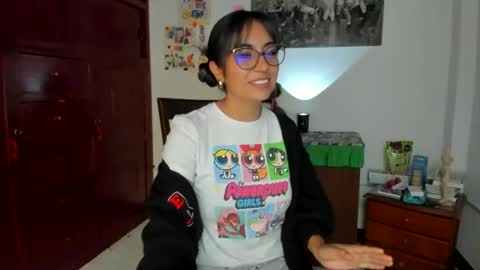 Isabella22 1 online show from 3, 1, 2025