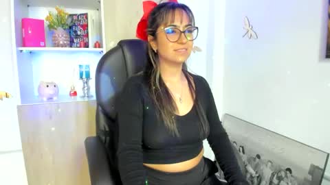 Isabella22 1 online show from 20, 2, 2025