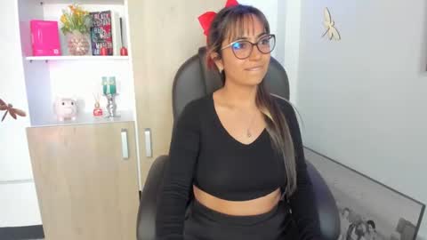 Isabella22 1 online show from 20, 2, 2025