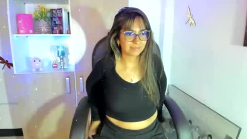 Isabella22 1 online show from 20, 2, 2025