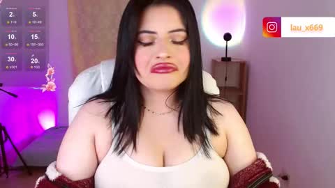 Snapshot of isabella_669 chatting on 9, 9, 2025 isabella online show from 9, 9, 2025