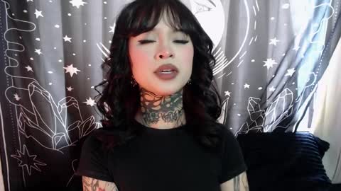    online show from 20, 1, 2025