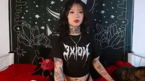    online show from 17, 10, 2025