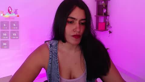 Snapshot of isabella_aristi03 chatting on 21, 9, 2025 isabella_aristi03 online show from 21, 9, 2025