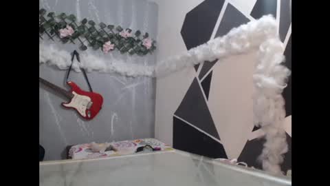 Isabella online show from 3, 1, 2025