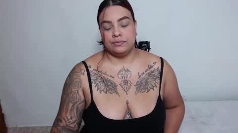  estefania online show from 17, 11, 2025