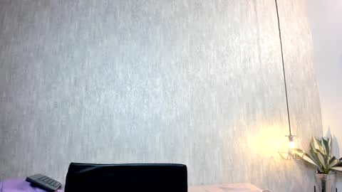 isabella zc online show from 24, 1, 2025