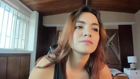 Isabella  Everyday From 0530 to 1430 Col Time online show from 16, 10, 2025